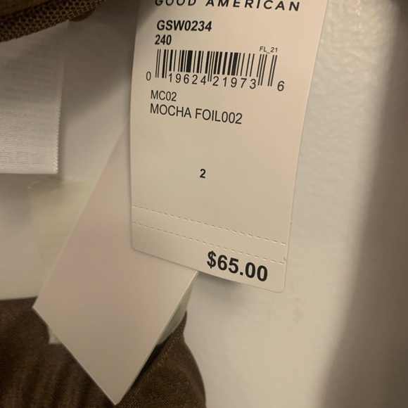 Good American mocha foil crop top with underwire and matching mocha foil pants - Picture 7 of 7